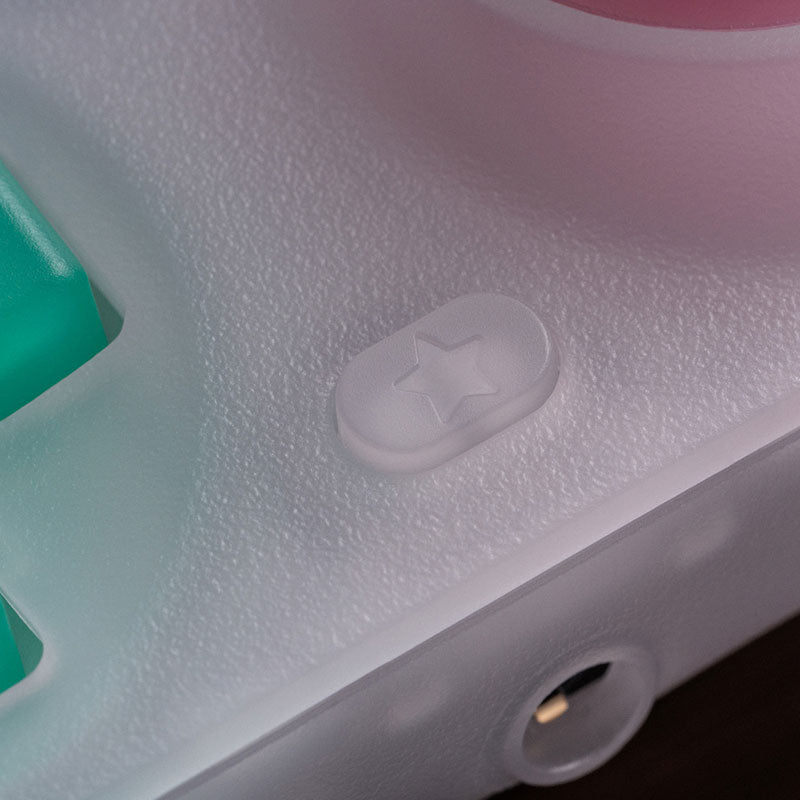 8BitDo Ultimate Mini Wired Controller for Xbox - Gamepad Design for Flexible Everyday Play