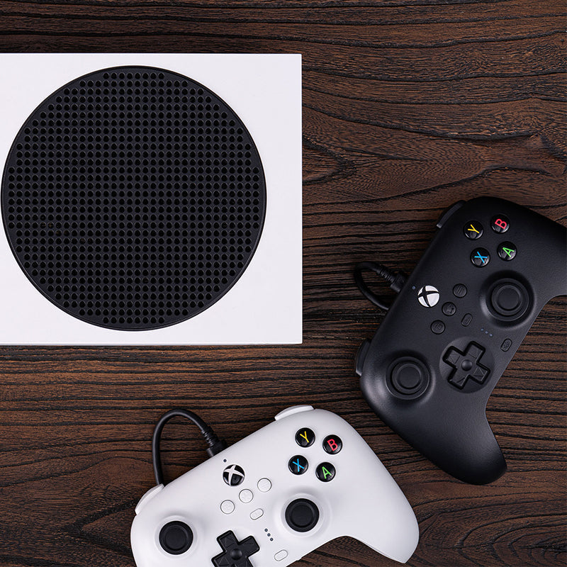 8BitDo Ultimate Wired Controller for Xbox (Hall Effect Joystick) - Gamepad Design for Flexible Everyday Play