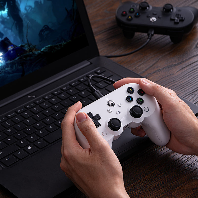 8BitDo Pro 2 Wired Controller for Xbox (Hall Effect joysticks) - Gamepad Design for Flexible Everyday Play