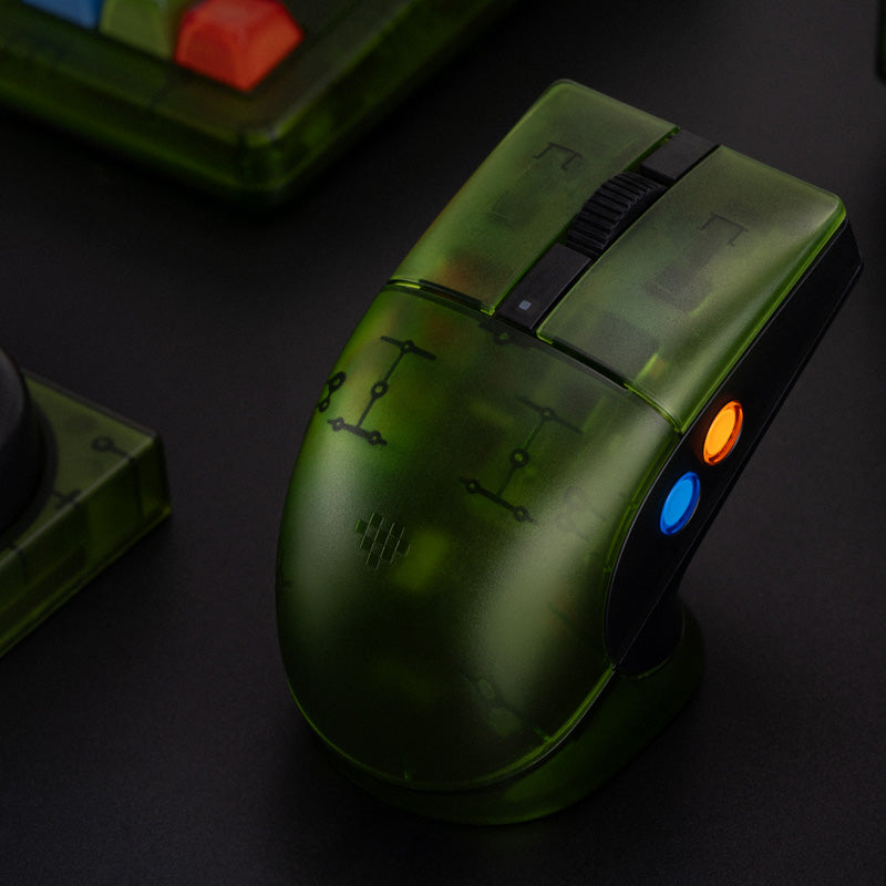 8BitDo Retro R8 Mouse - Xbox Edition - Desktop Mouse Design with Retro-Inspired Styling