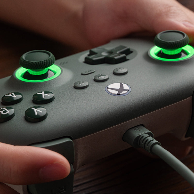 8BitDo Ultimate C Wired Controller for Xbox - Gamepad Design for Flexible Everyday Play