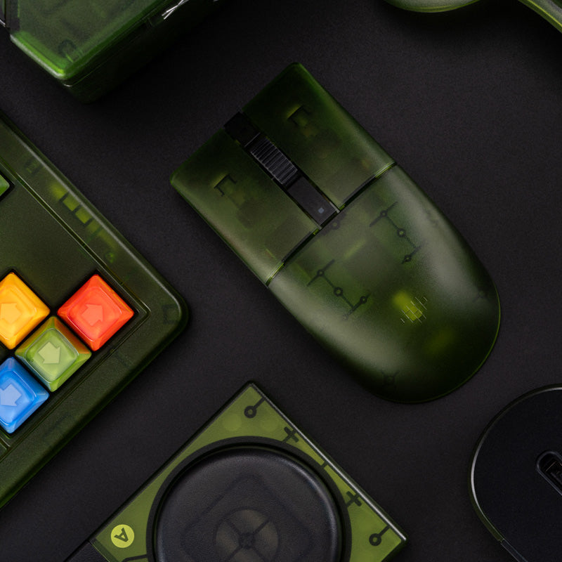 8BitDo Retro R8 Mouse - Xbox Edition - Desktop Mouse Design with Retro-Inspired Styling
