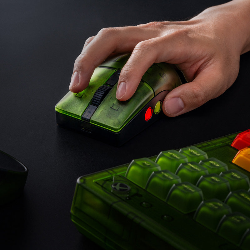 8BitDo Retro R8 Mouse - Xbox Edition - Desktop Mouse Design with Retro-Inspired Styling