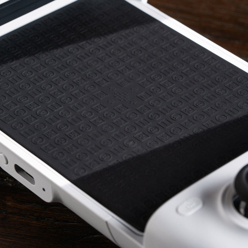 Ultimate Mobile Gaming Controller - Xbox Edition - Gamepad Design for Flexible Everyday Play