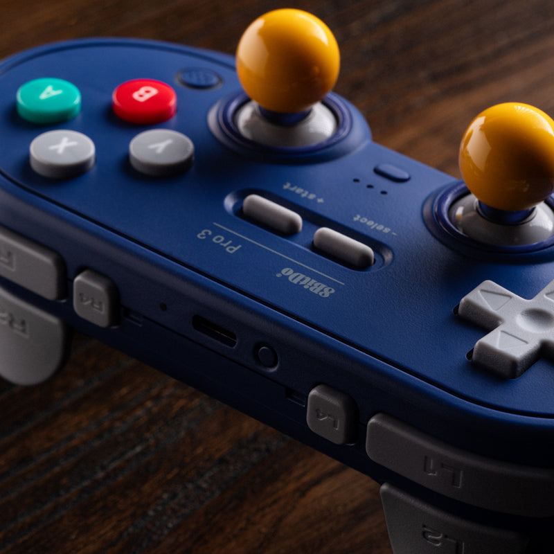 8BitDo Pro 3 Bluetooth Gamepad - Gamepad Design for Flexible Everyday Play