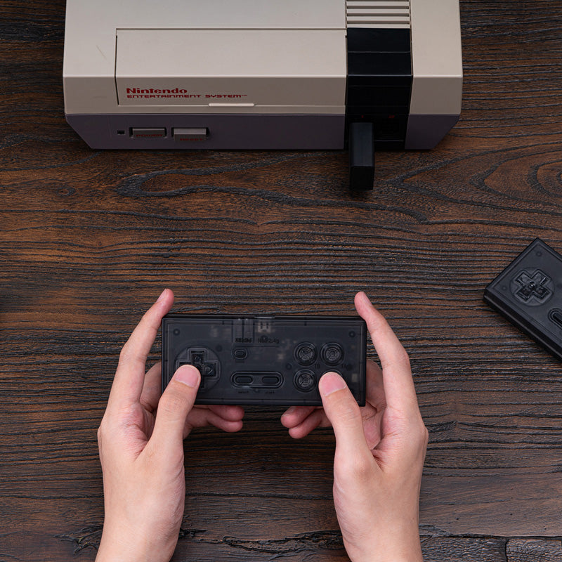 8BitDo N30 2.4G - Gamepad Design for Flexible Everyday Play